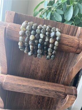 Labradorite Tumble Bracelet